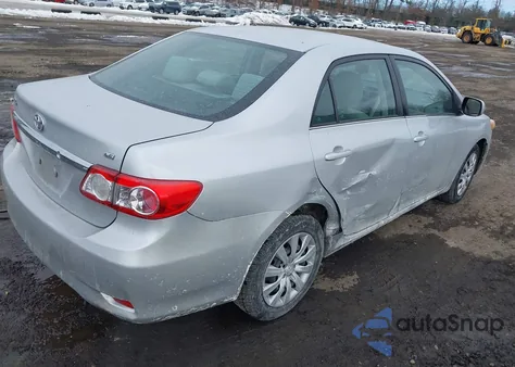 2013 Toyota Corolla Le z USA, uszkodzony, nr VIN 2T1BU4EE9DC024091